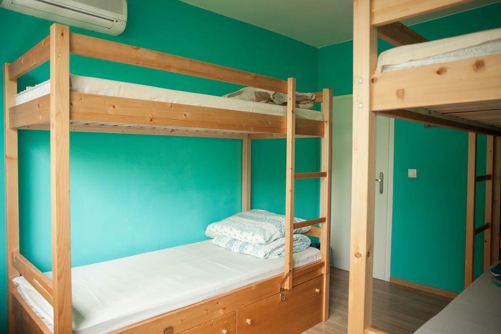 Hostel Lwowska26 Krasków Rum bild